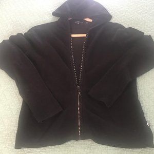 "BISOU JEANS"  THE PERFECT BLACK SWEATER